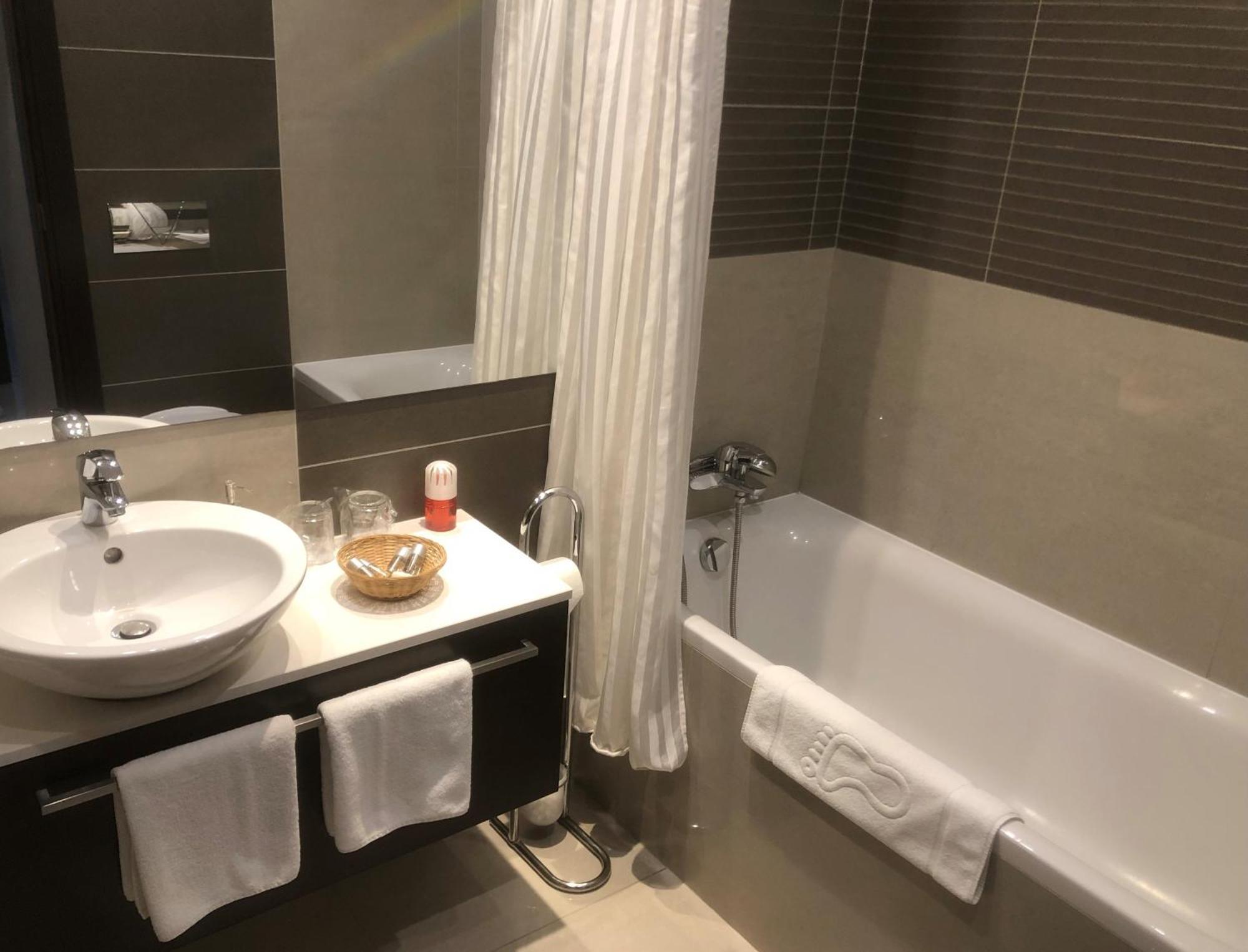 Apartments Santis10 바슈카 객실 사진